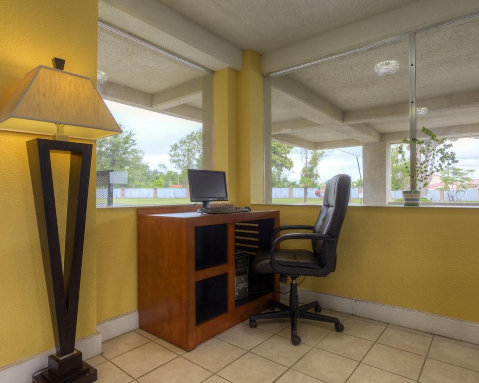 Econo Lodge Byron Exterior foto
